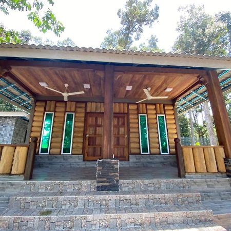 Homestay Dusun Ana Balun Slim River Exteriér fotografie