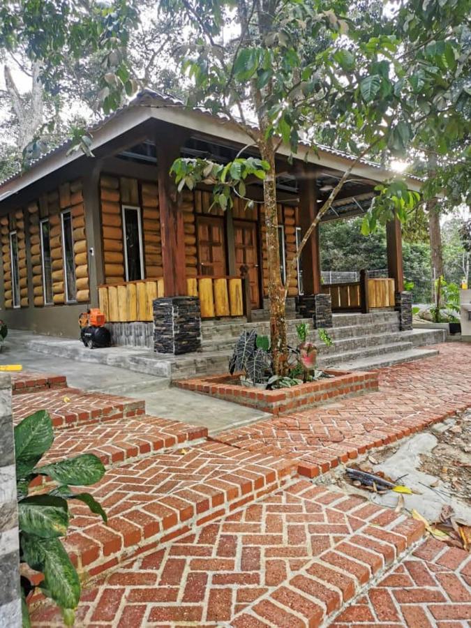 Homestay Dusun Ana Balun Slim River Exteriér fotografie