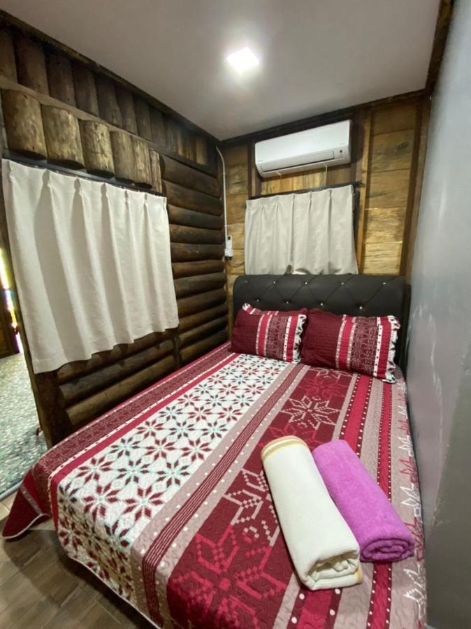 Homestay Dusun Ana Balun Slim River Exteriér fotografie